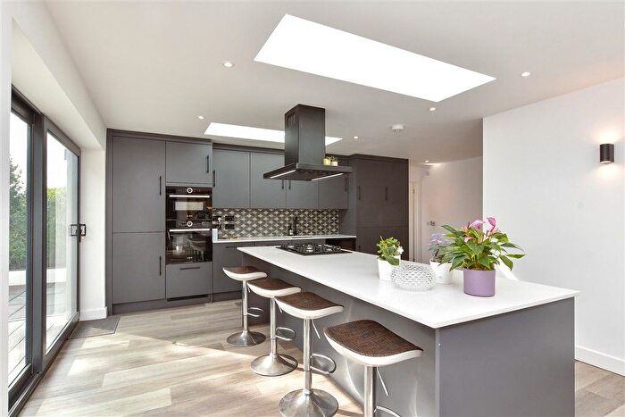 5 Bedroom Detached House For Sale In Millyard Crescent, Woodingdean, Brighton, East Sussex, BN2