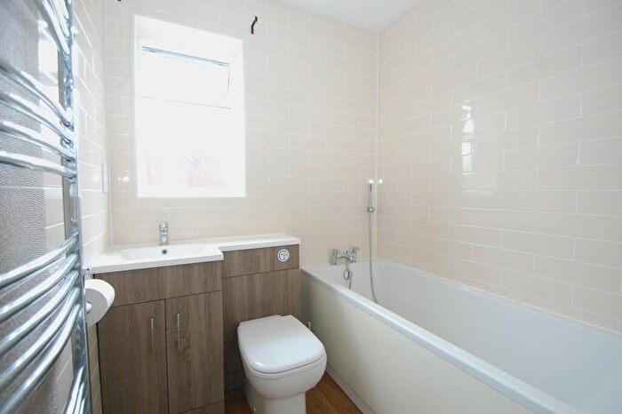 2 Bedroom Detached Bungalow For Sale In Turner Road, Colchester, CO4