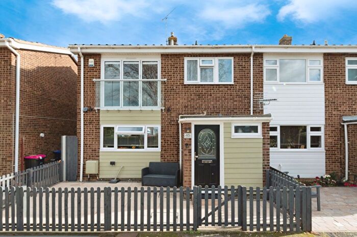 3 Bedroom End Terrace House For Sale In Hogarth Drive, Shoeburyness, Southend-On-Sea, Essex, SS3