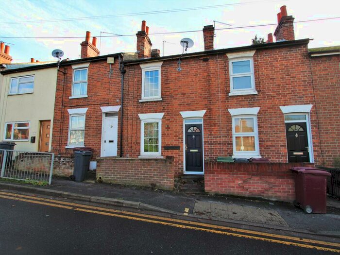 2 Bedroom Terraced House To Rent In Pell Street, Reading, Reading, RG1