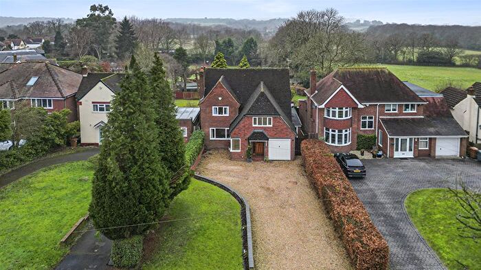 4 Bedroom Detached House For Sale In Longwood Road, Walsall, WS9