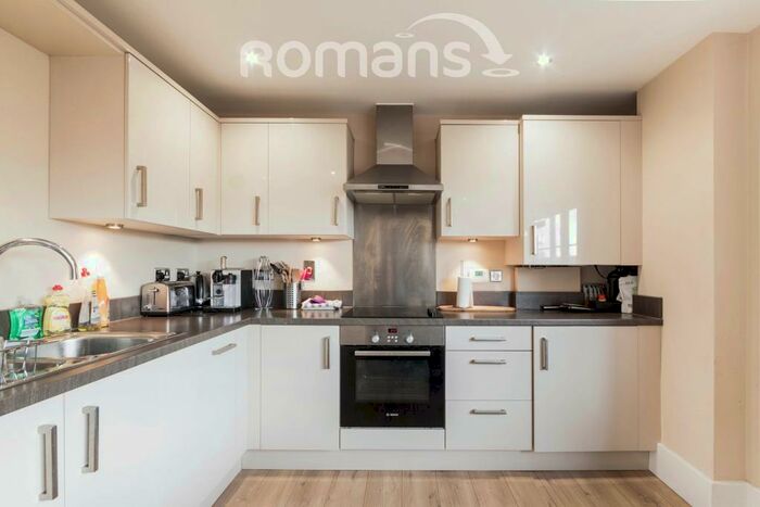 1 Bedroom Apartment To Rent In Waterford Way, Wokingham, RG40