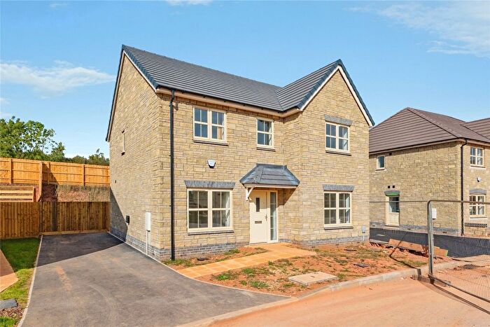4 Bedroom Detached House For Sale In Brixham Road, Paignton, Devon, TQ4