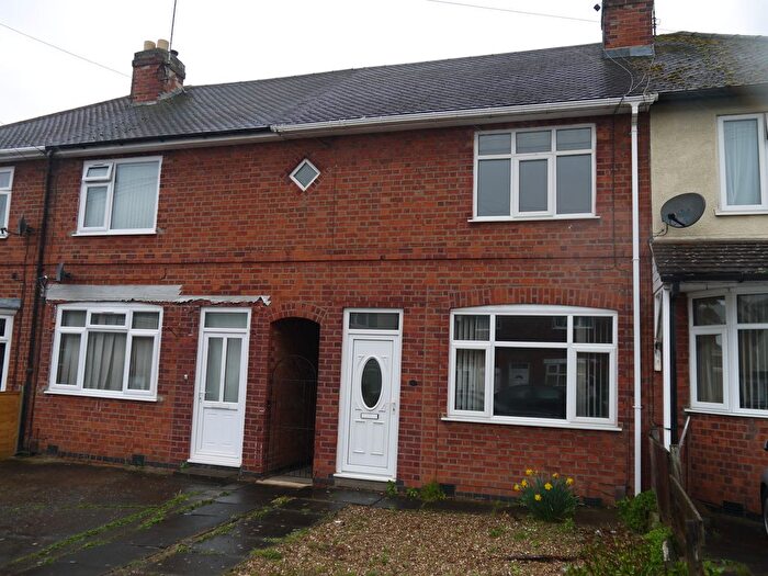 3 Bedroom Town House To Rent In Jean Drive, Leicester, LE4