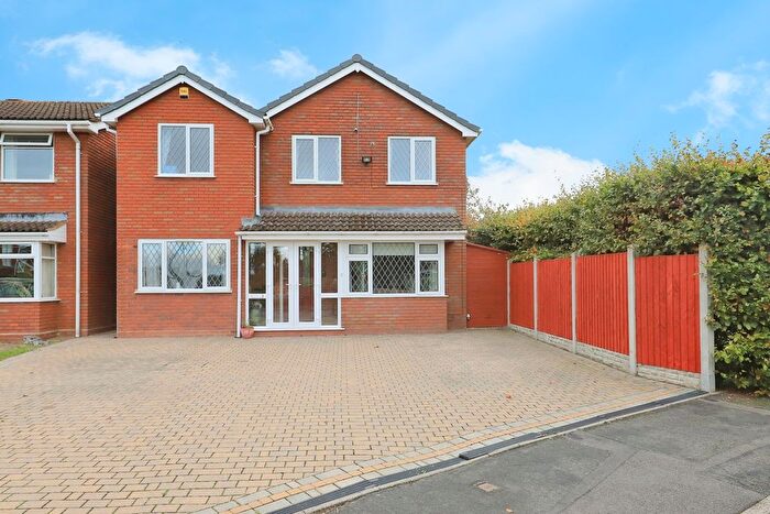 4 Bedroom Detached House For Sale In Roundway Down, Wolverhampton, Staffordshire, WV6
