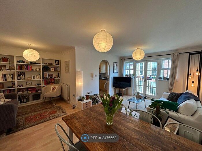 2 Bedroom Flat To Rent In Brixton, London, SW2