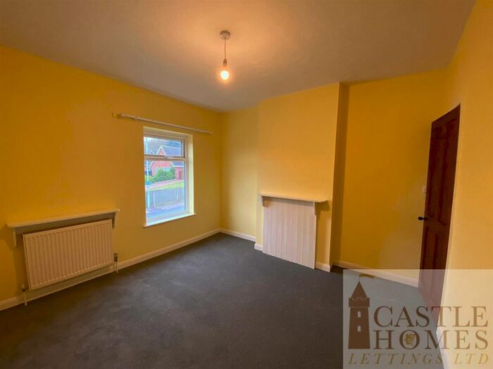 2 Bedroom End Of Terrace House To Rent In Gorleston Road, Oulton, Lowestoft, NR32