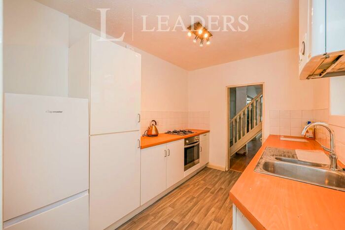 3 Bedroom Terraced House To Rent In Clarkes Road, Fratton, PO1