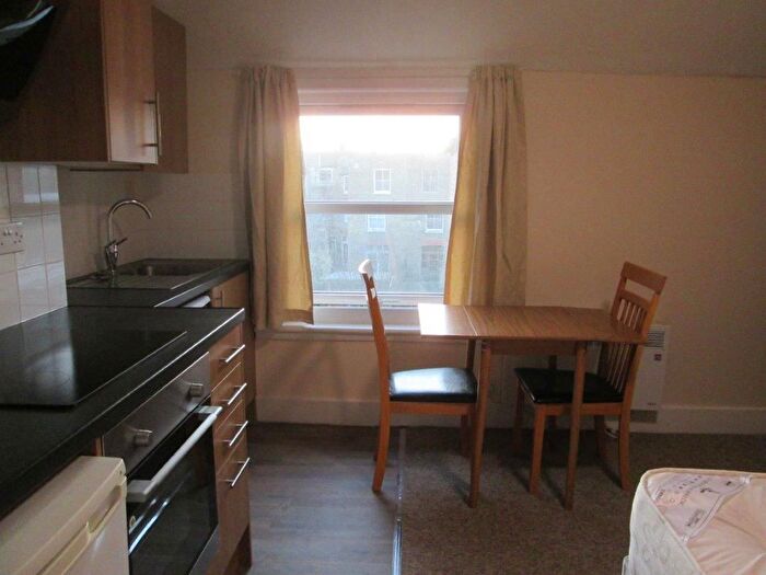 Studio To Rent In Drakefield Road, Tooting, SW17