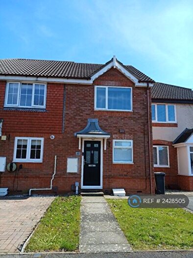 2 Bedroom Terraced House To Rent In Mallard Close, Swindon, SN3