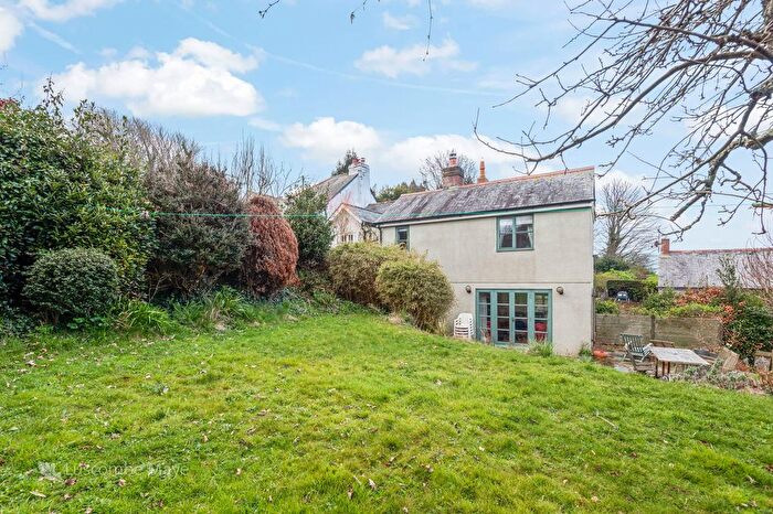 3 Bedroom End Of Terrace House For Sale In Rock Hill, Aveton Gifford, Kingsbridge, TQ7