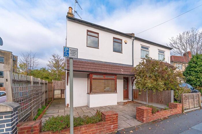 3 Bedroom Terraced House To Rent In Oakhill Road, Sutton, SM1