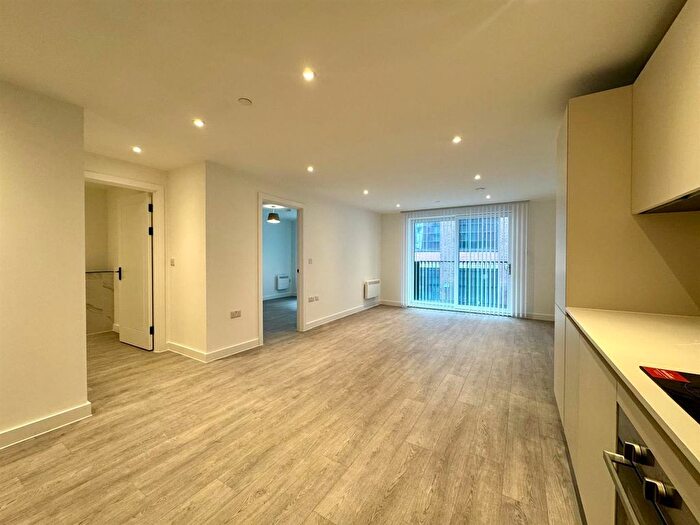 1 Bedroom Flat To Rent In Green Street, Birmingham, B12