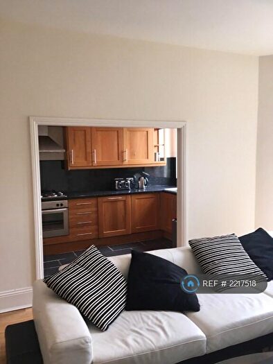 2 Bedroom Flat To Rent In Osborne Road, Newcastle Upon Tyne, NE2