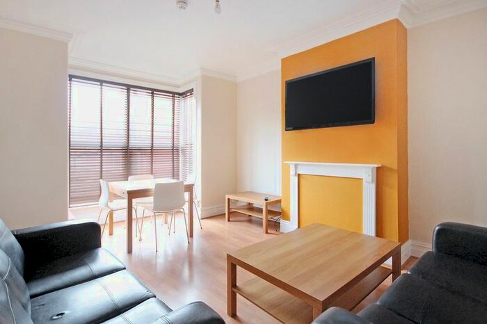 4 Bedroom Terraced House To Rent In Trelawn Terrace, Headingley, Leeds, West Yorkshire, LS6