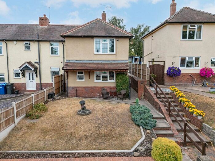 3 Bedroom Semi-Detached House For Sale In Leonard Road, Stourbridge, West Midlands, DY8