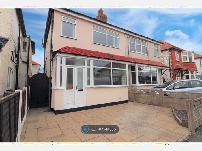 2 Bedroom Semi-Detached House To Rent In Clegg Avenue, Thornton-Cleveleys, FY5