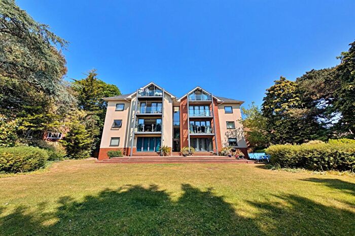 2 Bedroom Flat For Sale In Bournemouth, BH1