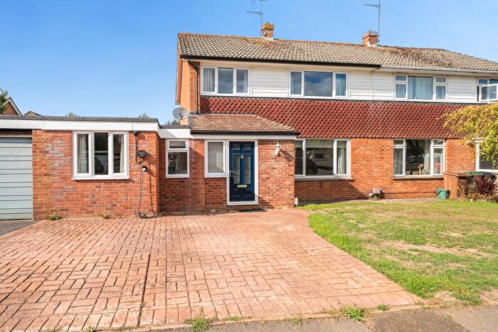 3 Bedroom Semi-Detached House For Sale In Charlbury Road, Shrivenham, Swindon, SN6