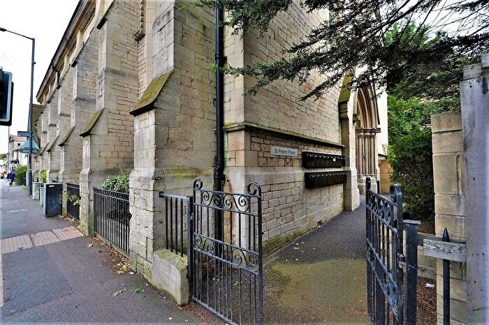 1 Bedroom Flat To Rent In St Peters Place, Lower Bristol Road, BA2