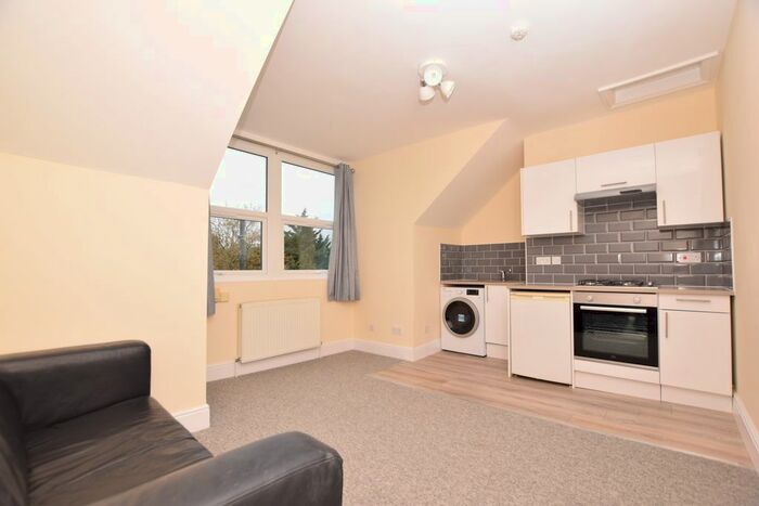 1 Bedroom Flat To Rent In Bath Road, Brislington, Bristol, BS4