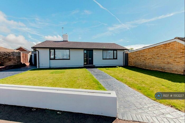 2 Bedroom Bungalow To Rent In Twyford Road, Worthing, BN13