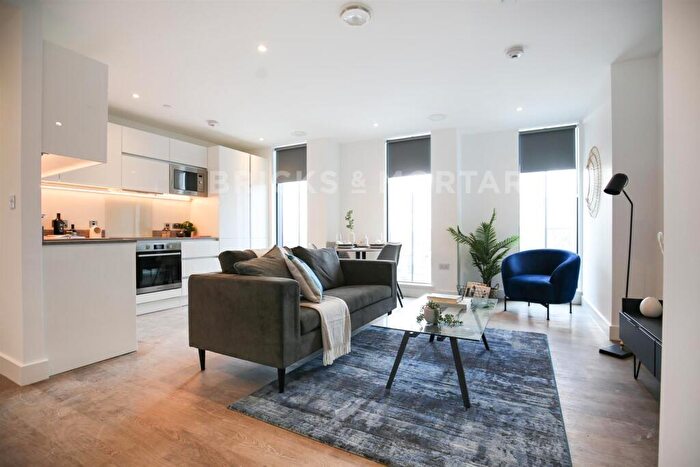 2 Bedroom Apartment To Rent In Hadrian's Tower, Rutherford Street, City Centre, Newcastle Upon Tyne, NE4