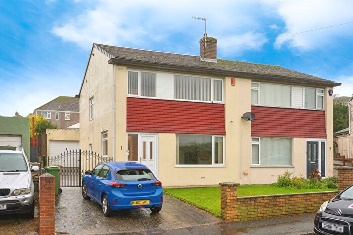 3 Bedroom Semi Detached House For Sale In Boringdon Close, Plymouth, PL7