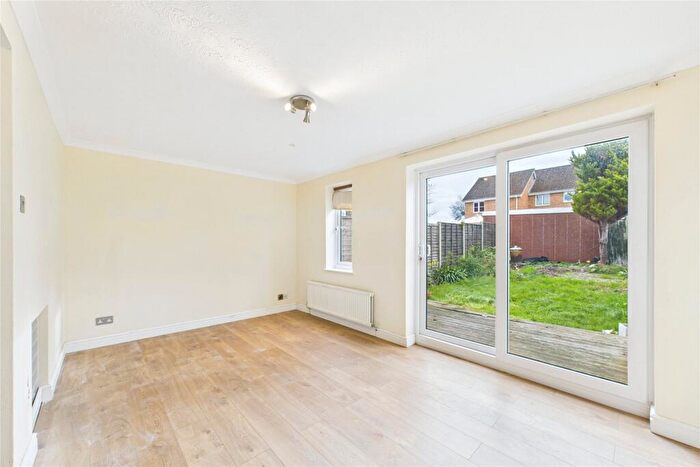 3 Bedroom Terraced House To Rent In Winterbourne Walk, Frimley, Camberley, Surrey, GU16