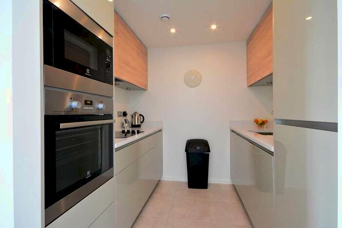 2 Bedroom Flat To Rent In Bollo Bridge Road, Acton, W3