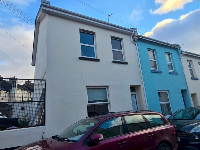 3 Bedroom End Of Terrace House To Rent In Church Lane, Torquay, TQ2