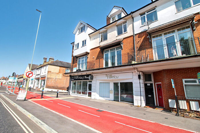 1 Bedroom Apartment To Rent In Flat, Lynchford Road, Farnborough, Hampshire, GU14