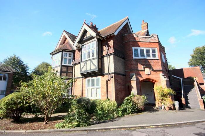 2 Bedroom Apartment To Rent In London Road, GU1