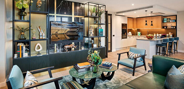 3 Bedroom Apartment To Rent In Merino Gardens, London Dock, E1W