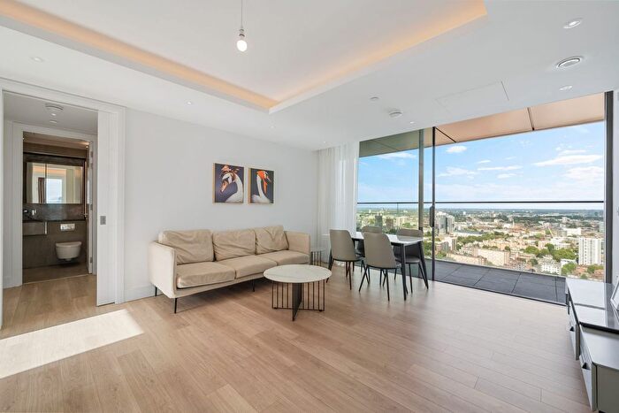 2 Bedroom Flat To Rent In Bollinder Place, Carrara Tower, EC1V