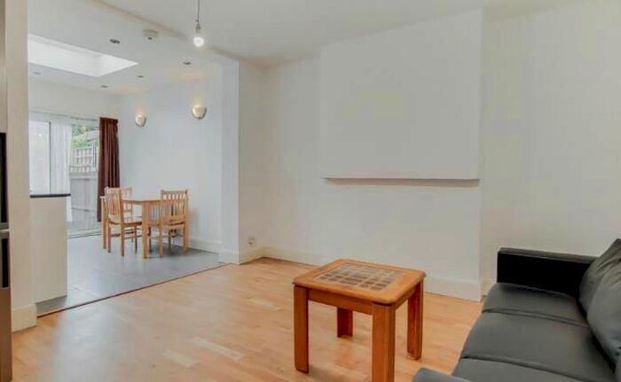 5 Bedroom Terraced House To Rent In Park Drive, Acton, London, W3