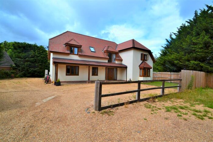 5 Bedroom House To Rent In Chilworth, SO16
