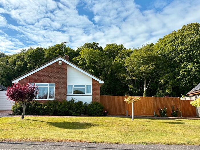 2 Bedroom Detached Bungalow For Sale In Highwoods Avenue, Bexhill-On-Sea, TN39
