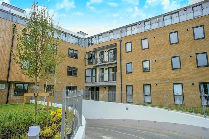 1 Bedroom Flat To Rent In Smeaton Court, Hertford, SG13
