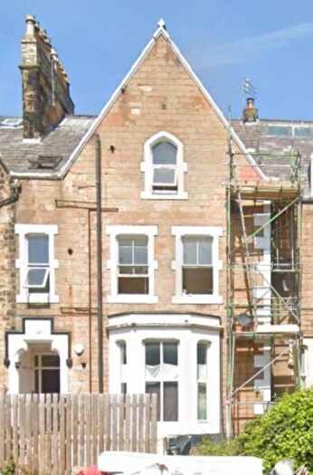 2 Bedroom Flat To Rent In Park Road South, Prenton, CH43