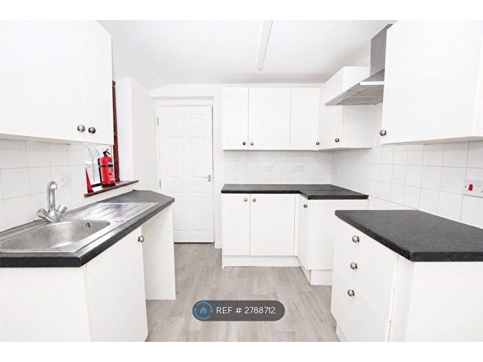 5 Bedroom Terraced House To Rent In St Georges Avenue, Sheerness, ME12