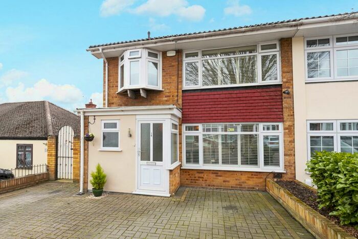 3 Bedroom Semi-Detached House To Rent In Princes Road, Buckhurst Hill, IG9