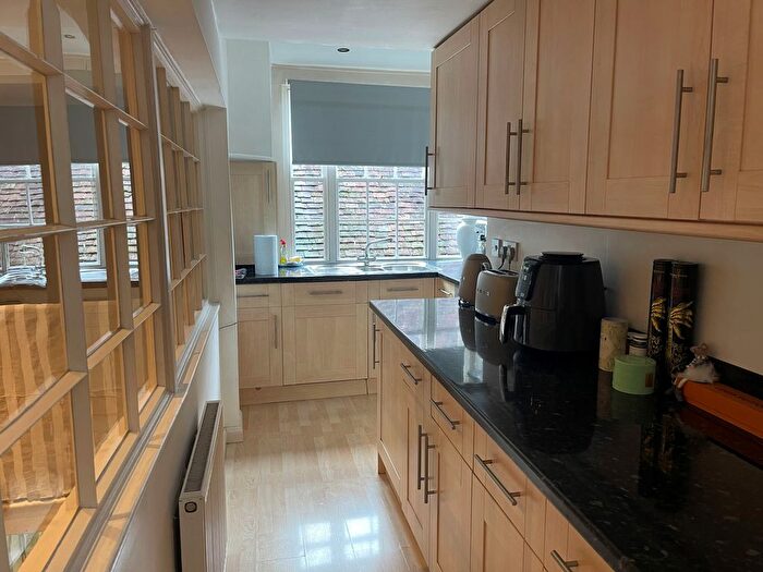 2 Bedroom Maisonette To Rent In Cliffe High Street, Lewes, BN7