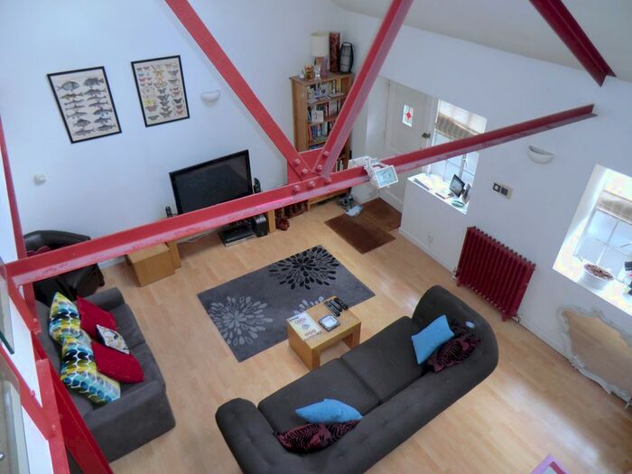 2 Bedroom Maisonette To Rent In Watsons Walk, St Albans, AL1