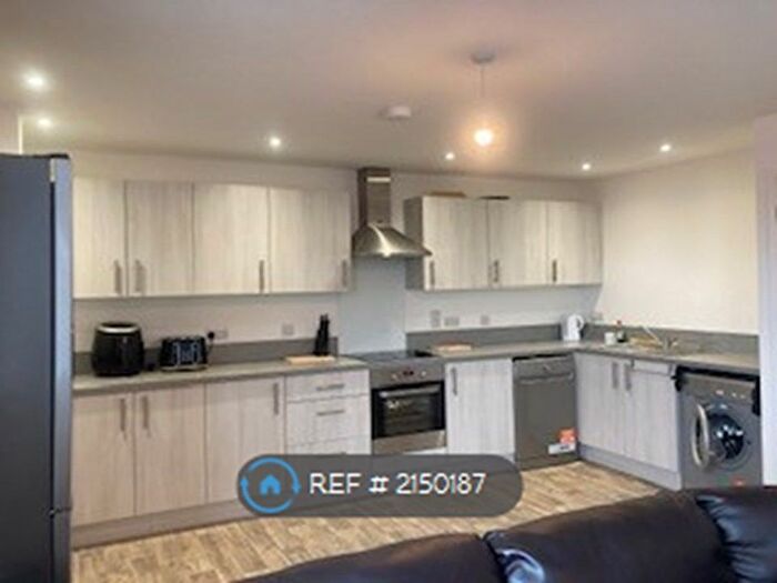 2 Bedroom Flat To Rent In Rocket Studios, Leicester, LE4