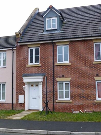 3 Bedroom Terraced House To Rent In Gwersyllt, LL11