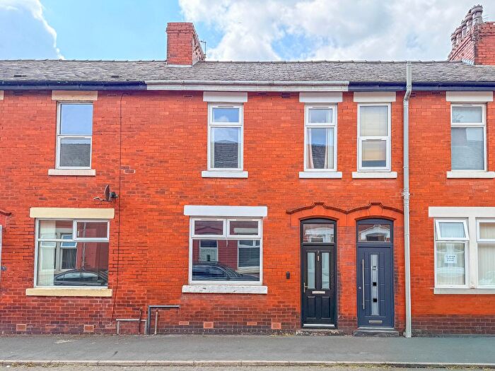 3 Bedroom Terraced House For Sale In Clyde Street, Ashton-On-Ribble, PR2