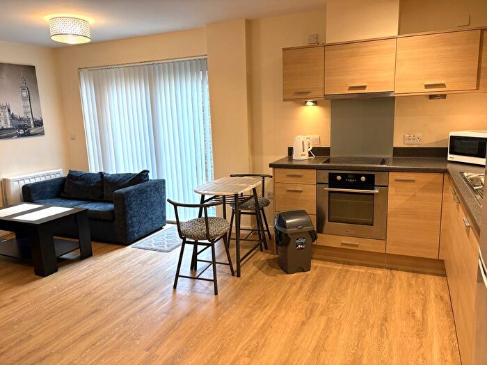 Studio To Rent In Prince George House, Admiralty Road, Portsmouth, City Of Portsmouth, PO1