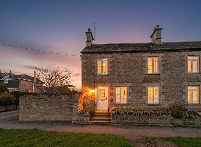 3 Bedroom Semi-Detached House For Sale In Stamford Road, Easton On The Hill, PE9