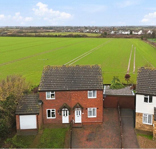 2 Bedroom Semi-Detached House For Sale In Havenside, Little Wakering, Southend-On-Sea, Essex, SS3